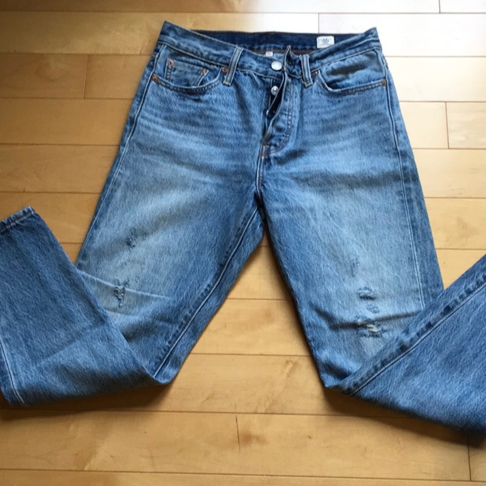 Levi’s high rise mom jeans with distressing